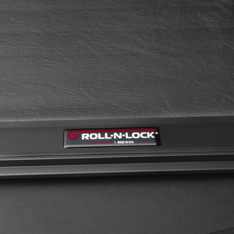 Tapa Retractil Roll N Lock para Hilux 2016-2025 Dob Cab | SC0003197 - Imagen 7