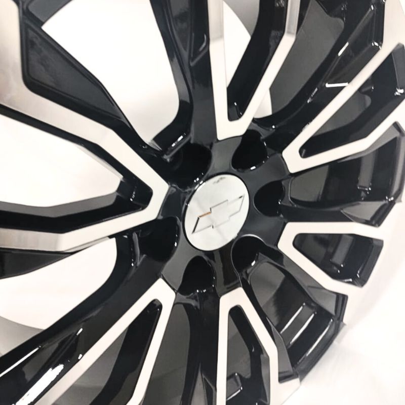 Rines de Aluminio Modelo Beretta 20X8.5 6-139.7 Color Negro Diamantado, Juego de 4 Rines Compatible con GM Sierra, Silverado, Cheyenne SC0019260 - Imagen 2